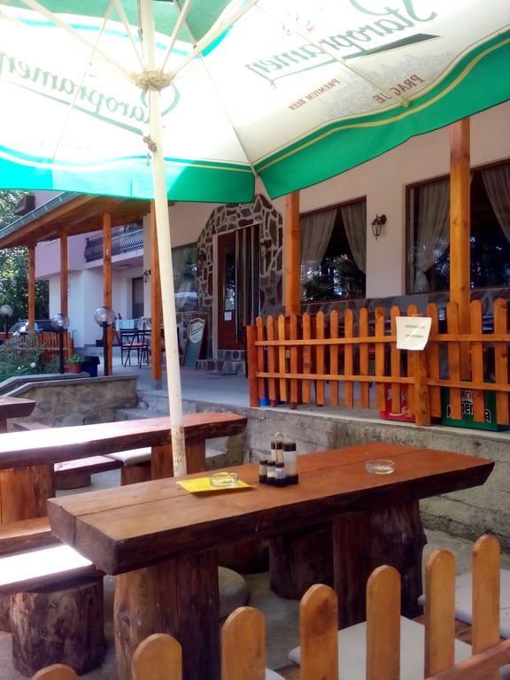 Family Hotel Shisharka Batak Extérieur photo